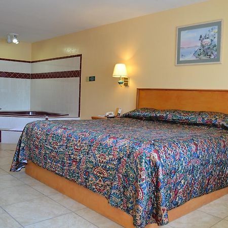 Deluxe Inn And Suites ווסלקו מראה חיצוני תמונה